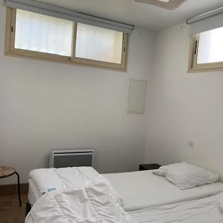 דירה Les Des F3 Rez De Jardin *