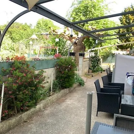 Les Des F3 Rez De Jardin דירה למאלו-לה-בן